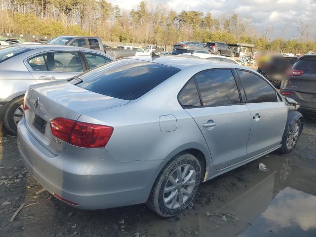  VOLKSWAGEN JETTA 2012 Белый