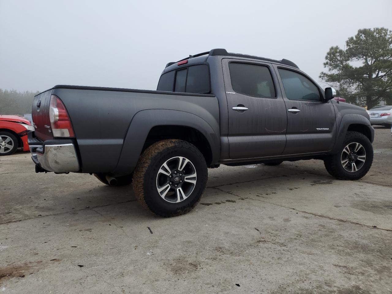 2013 Toyota Tacoma - Image 3
