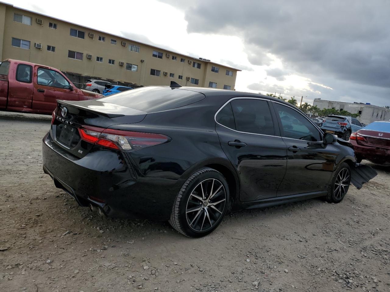 2022 Toyota Camry - Image 3