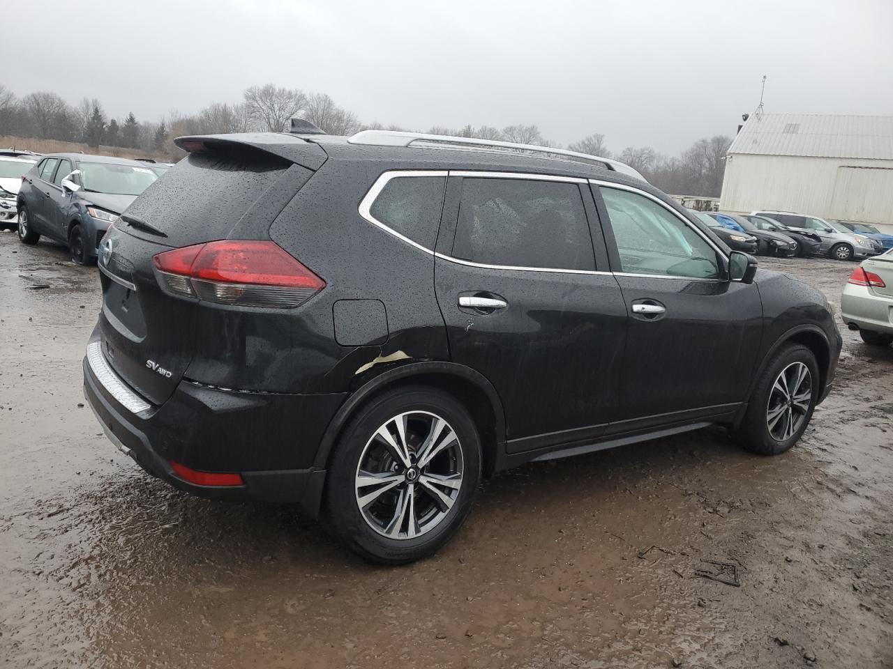 2019 Nissan Rogue - Image 3