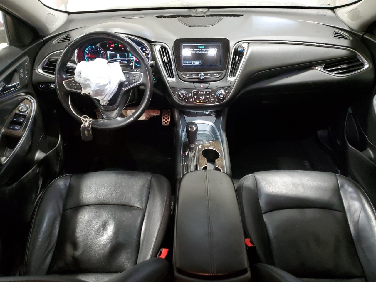 2016 Chevrolet Malibu - Image 8