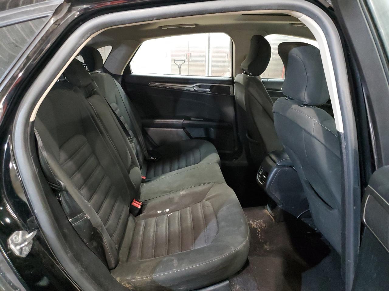2017 Ford Fusion - Image 10