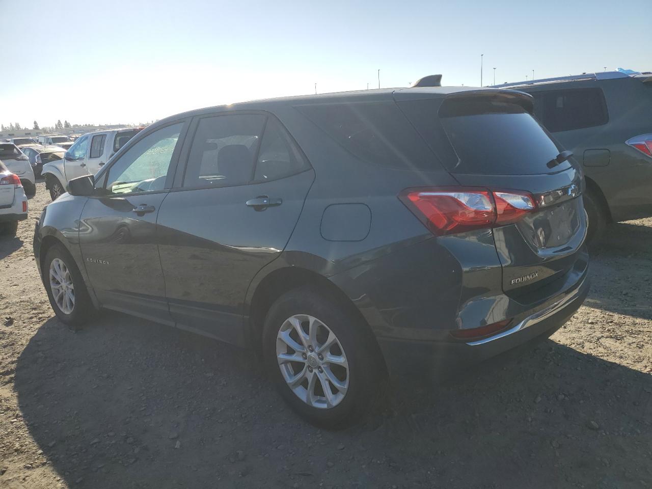 2018 Chevrolet Equinox - Image 2