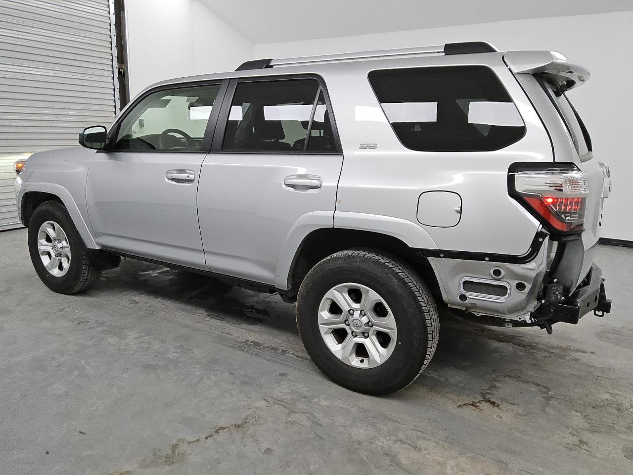 VIN JTEEU5JR2R5311817 2024 TOYOTA 4RUNNER no.2