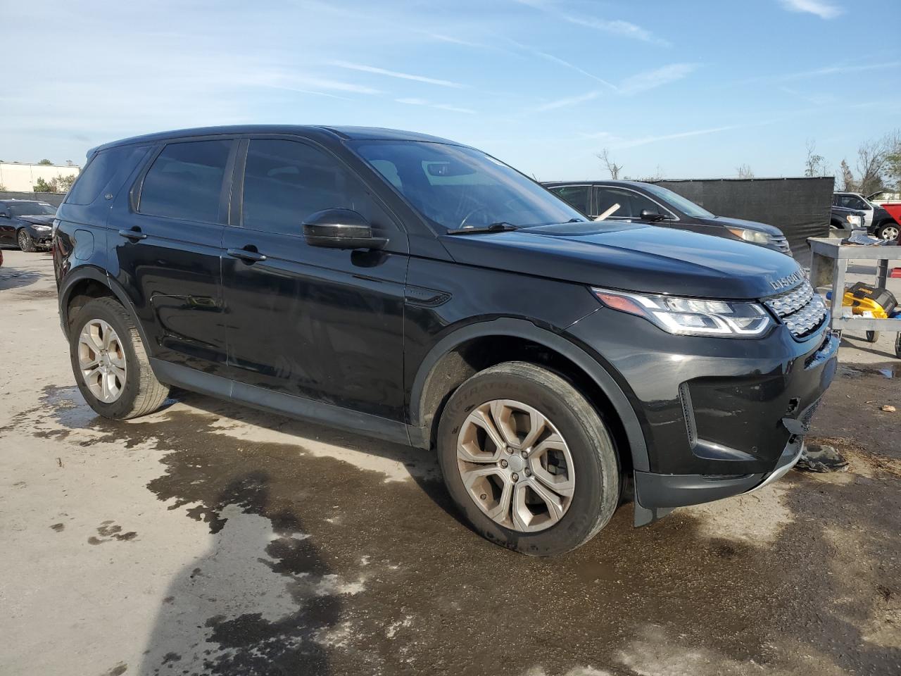 2020 Land Rover Discovery - Image 4
