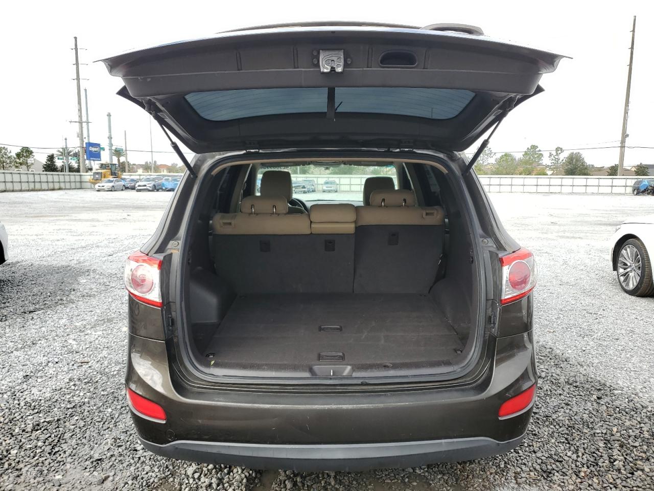 2011 Hyundai Santa Fe - Image 6