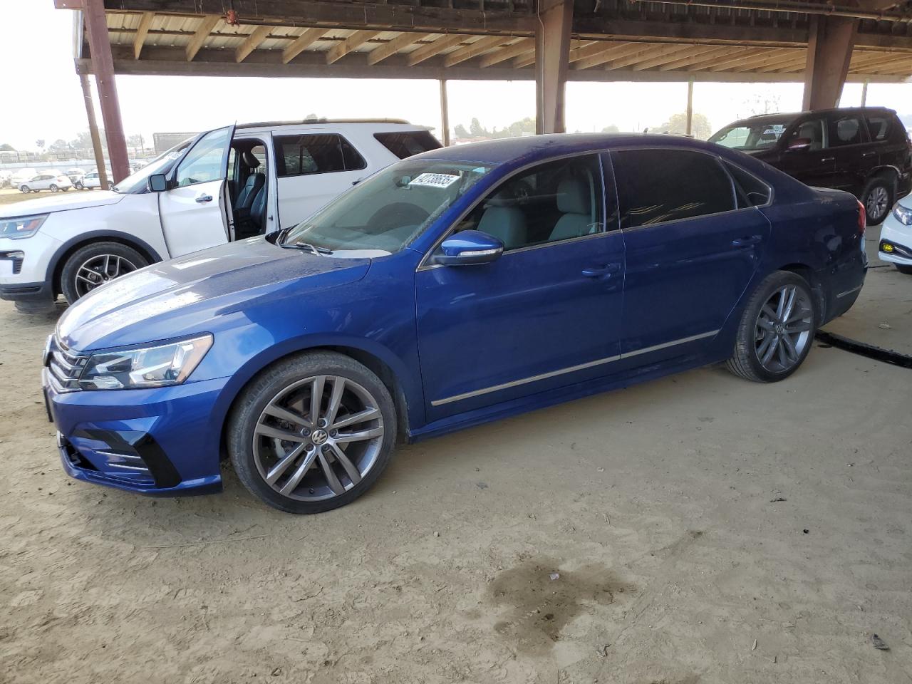 2016 Volkswagen Passat - Image 1