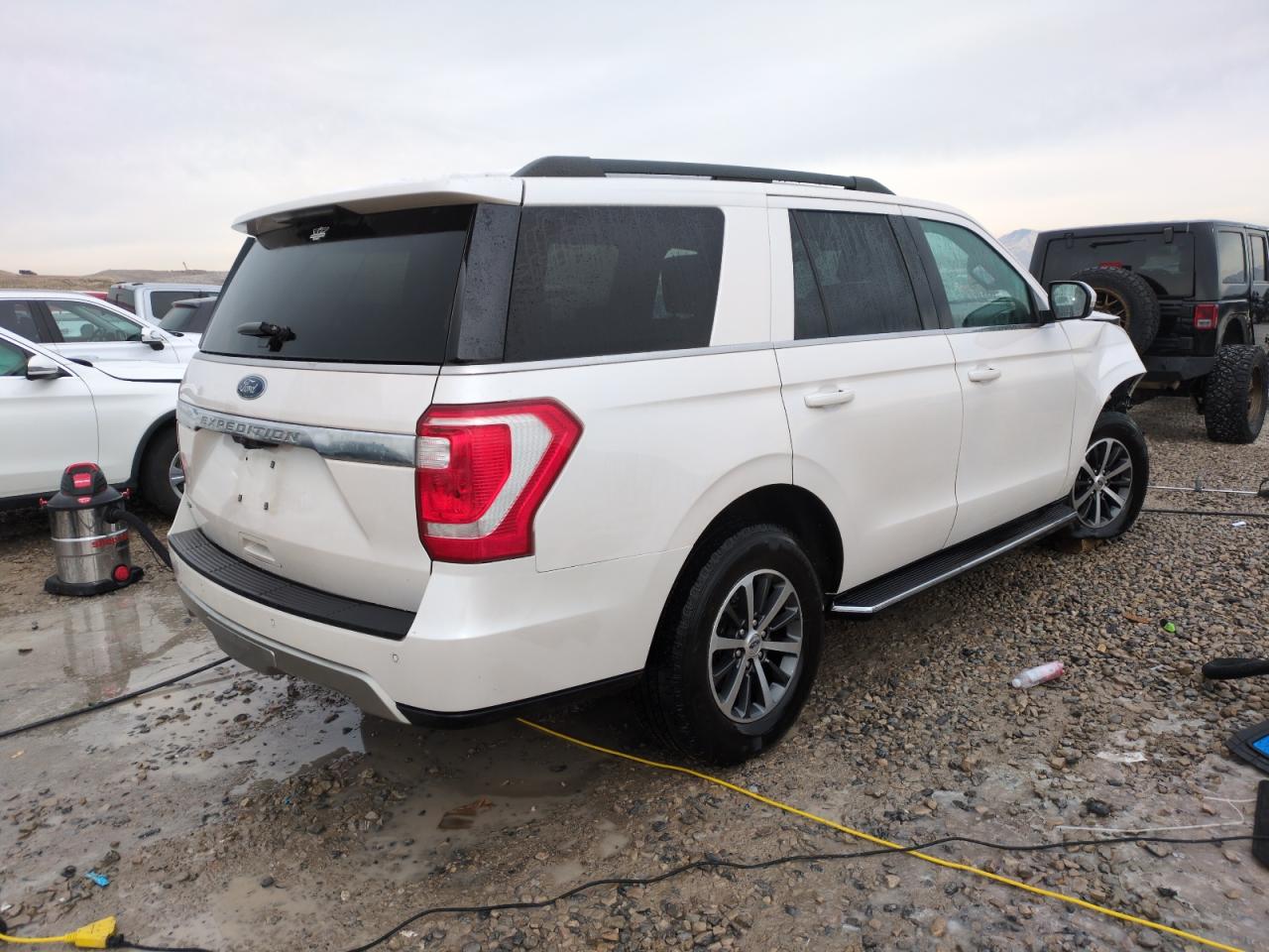 2018 Ford Expedition - Image 3