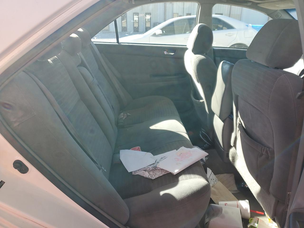 2005 Toyota Camry - Image 10