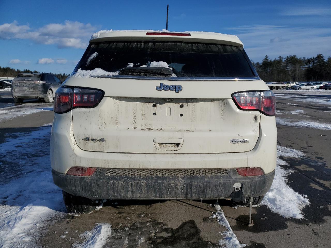 2018 Jeep Compass Latitude VIN: 3C4NJDBB3JT435172 Lot: 88744895