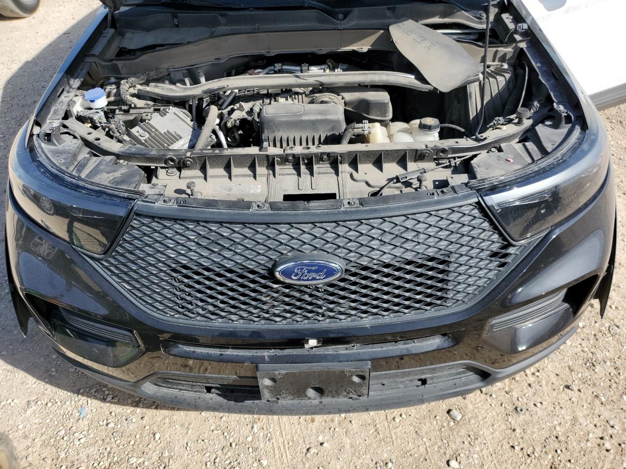 2022 Ford Explorer - Image 12
