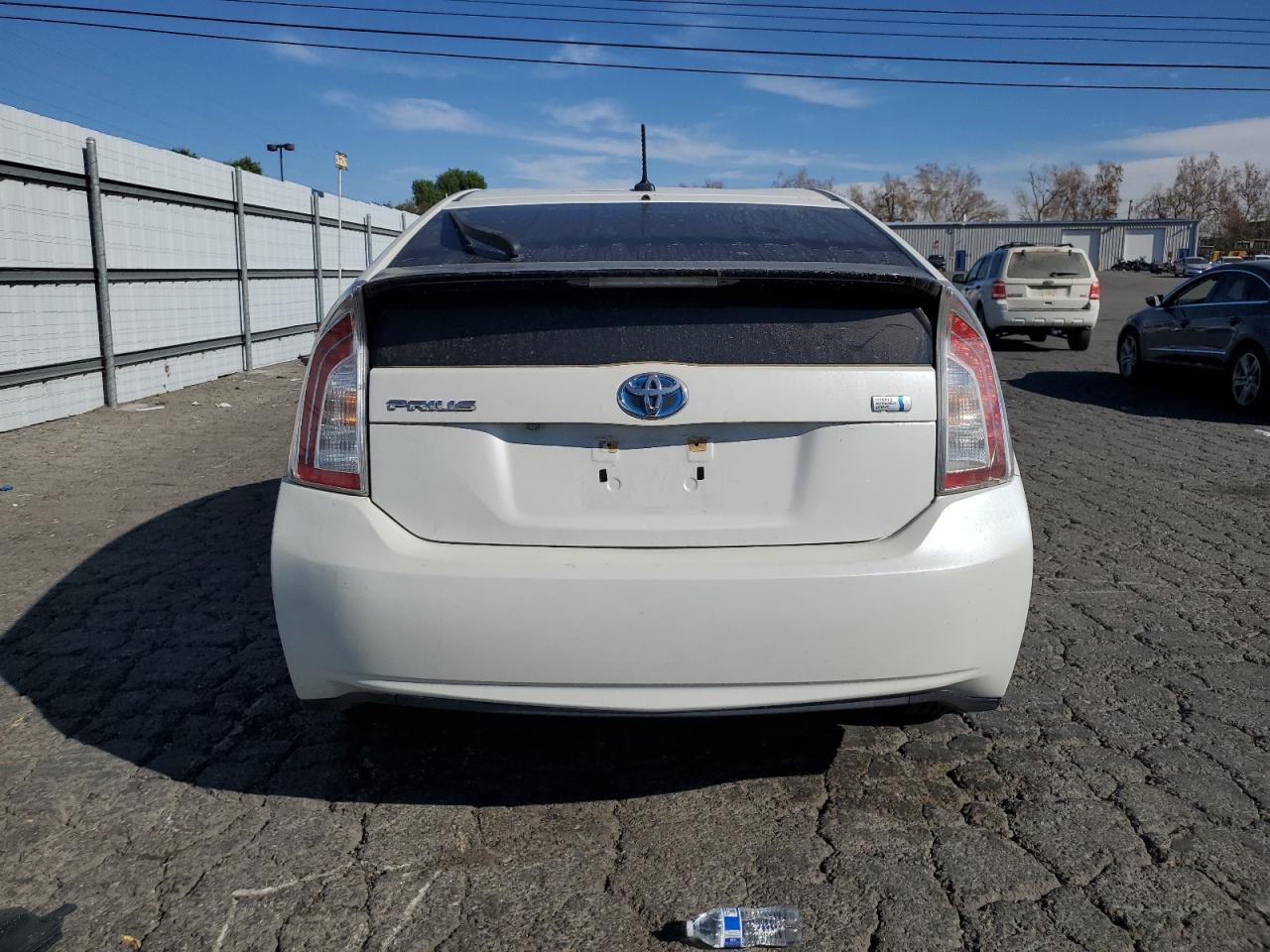 2015 Toyota Prius - Image 6