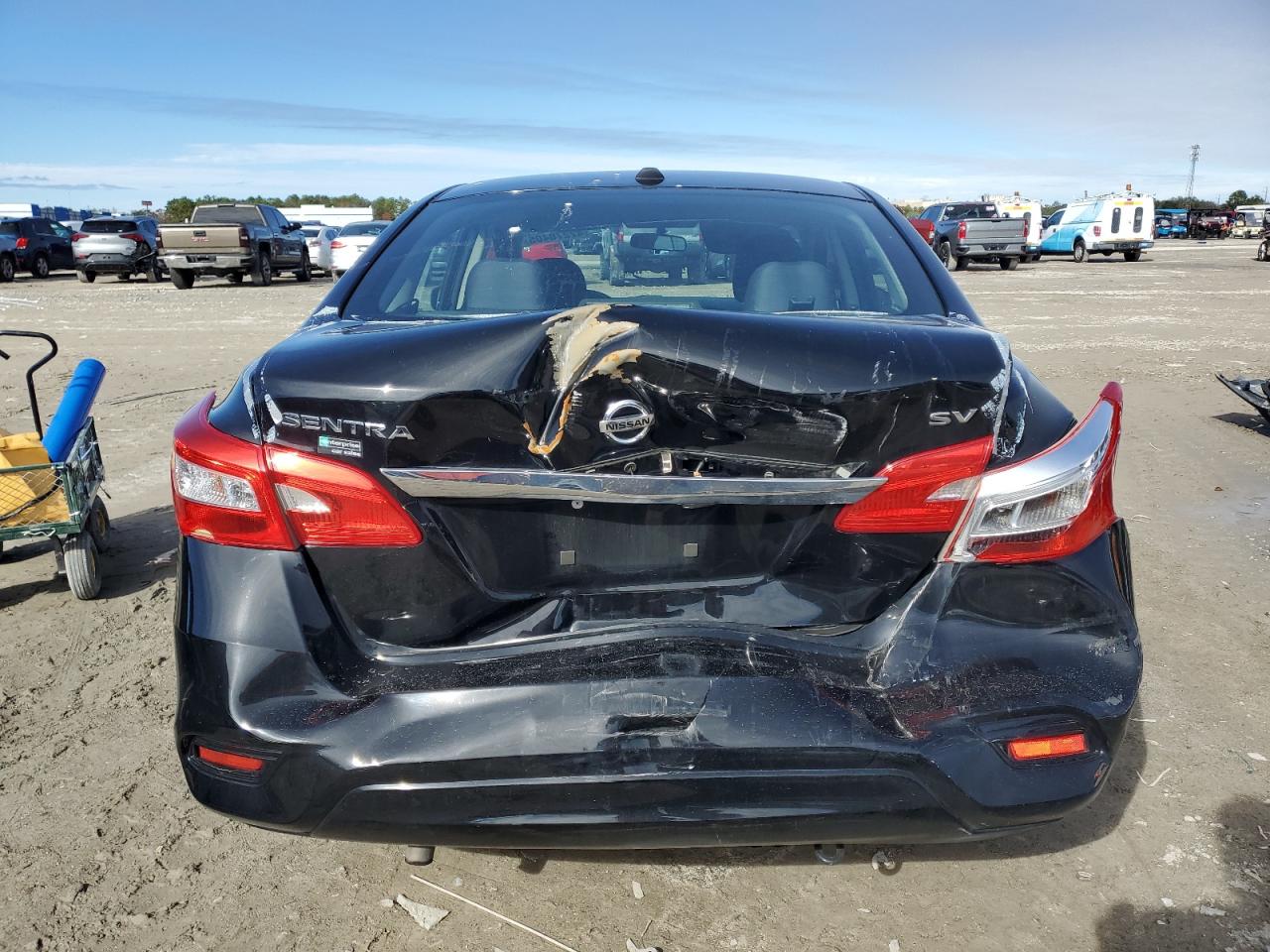 2018 Nissan Sentra - Image 6