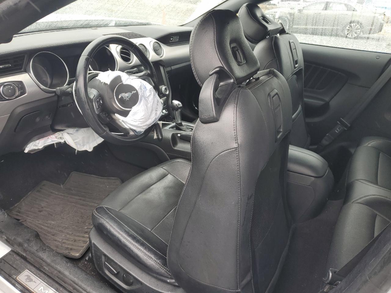 2020 Ford Mustang - Image 8