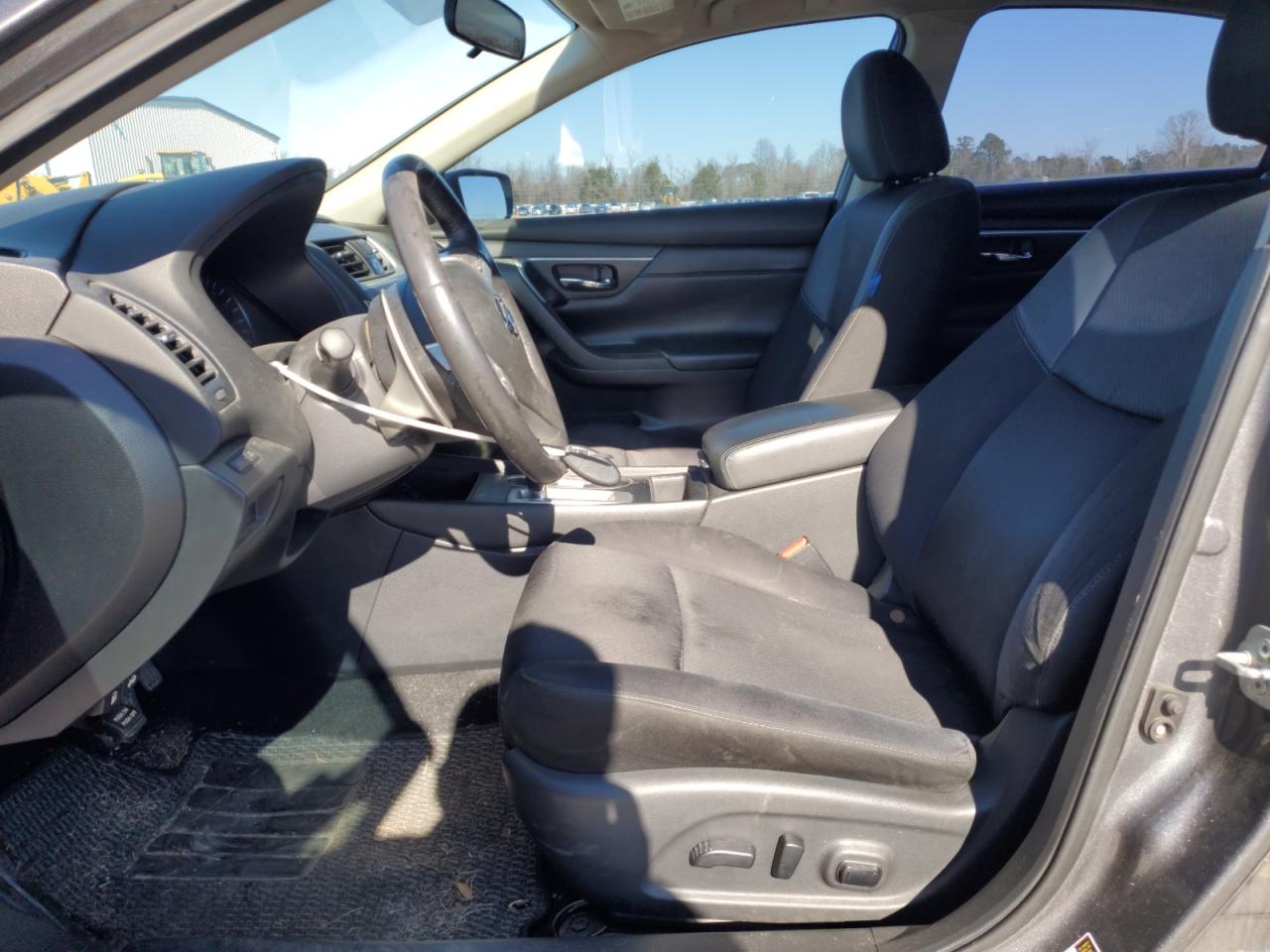 2017 Nissan Altima - Image 7