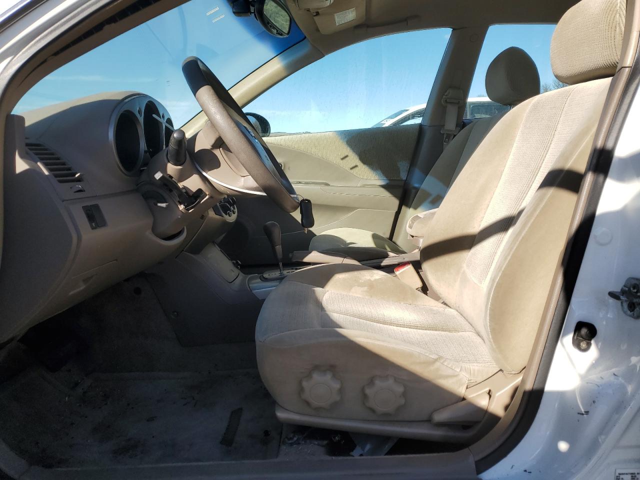 2003 Nissan Altima - Image 7
