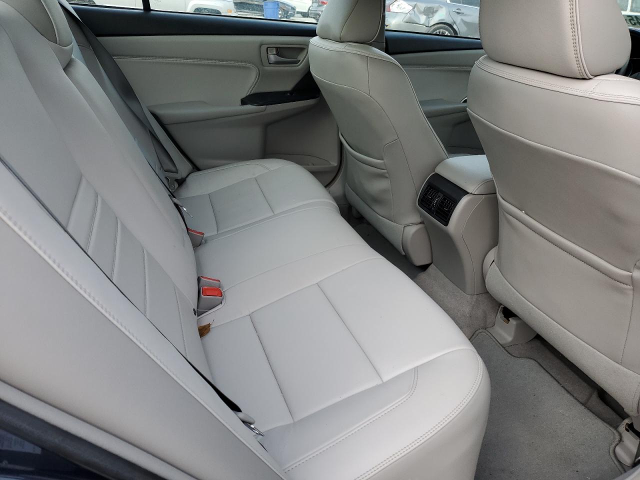 2017 Toyota Camry - Image 10