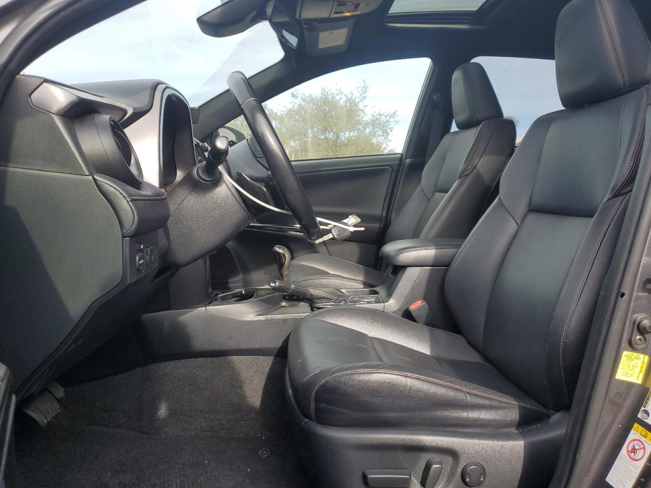 2018 Toyota RAV 4 - Image 7