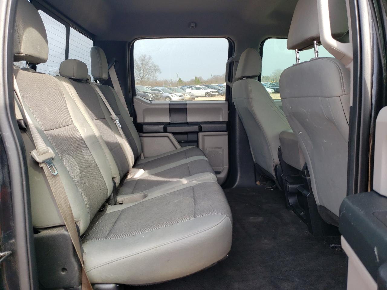 2015 Ford F-150 - Image 10