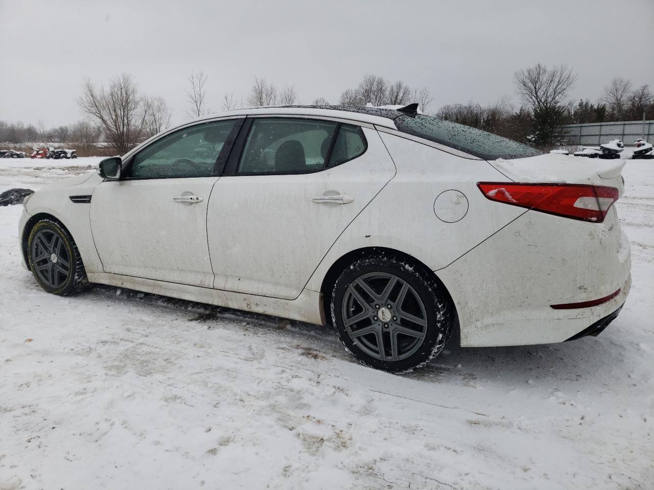 VIN 5XXGR4A64DG247007 2013 KIA OPTIMA no.2