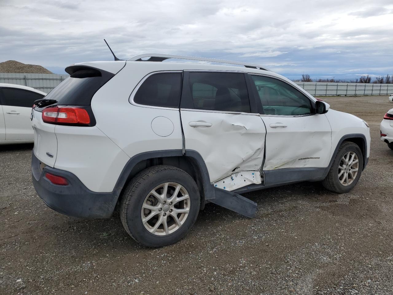 2015 Jeep Grand Cherokee - Image 3