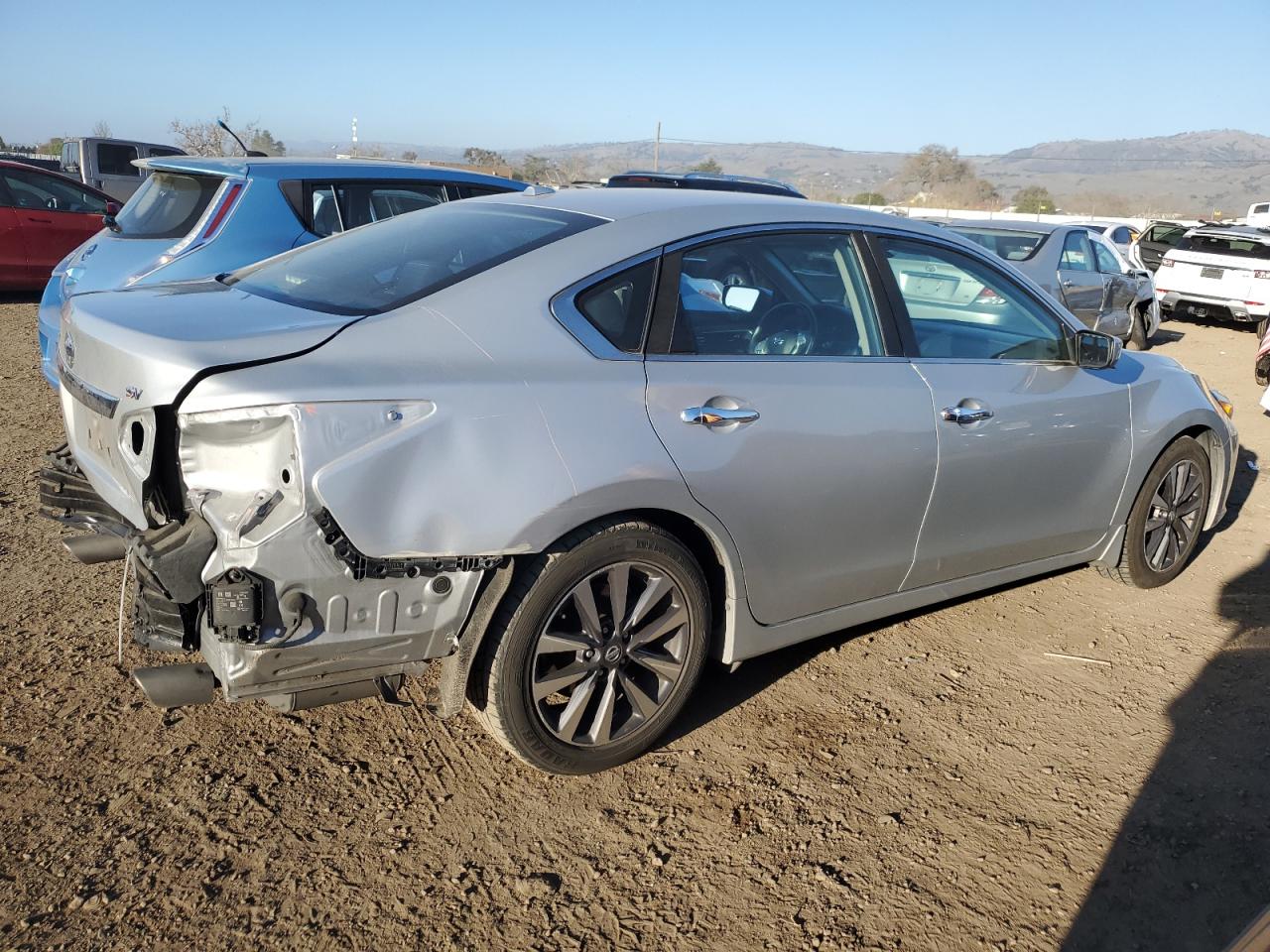 2017 Nissan Altima - Image 3