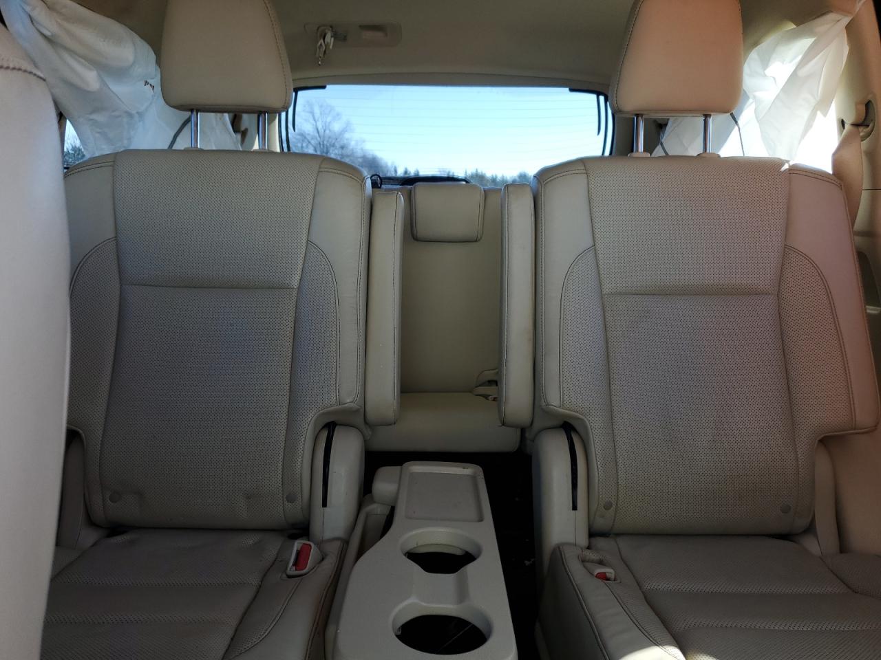 2014 Toyota Highlander - Image 10