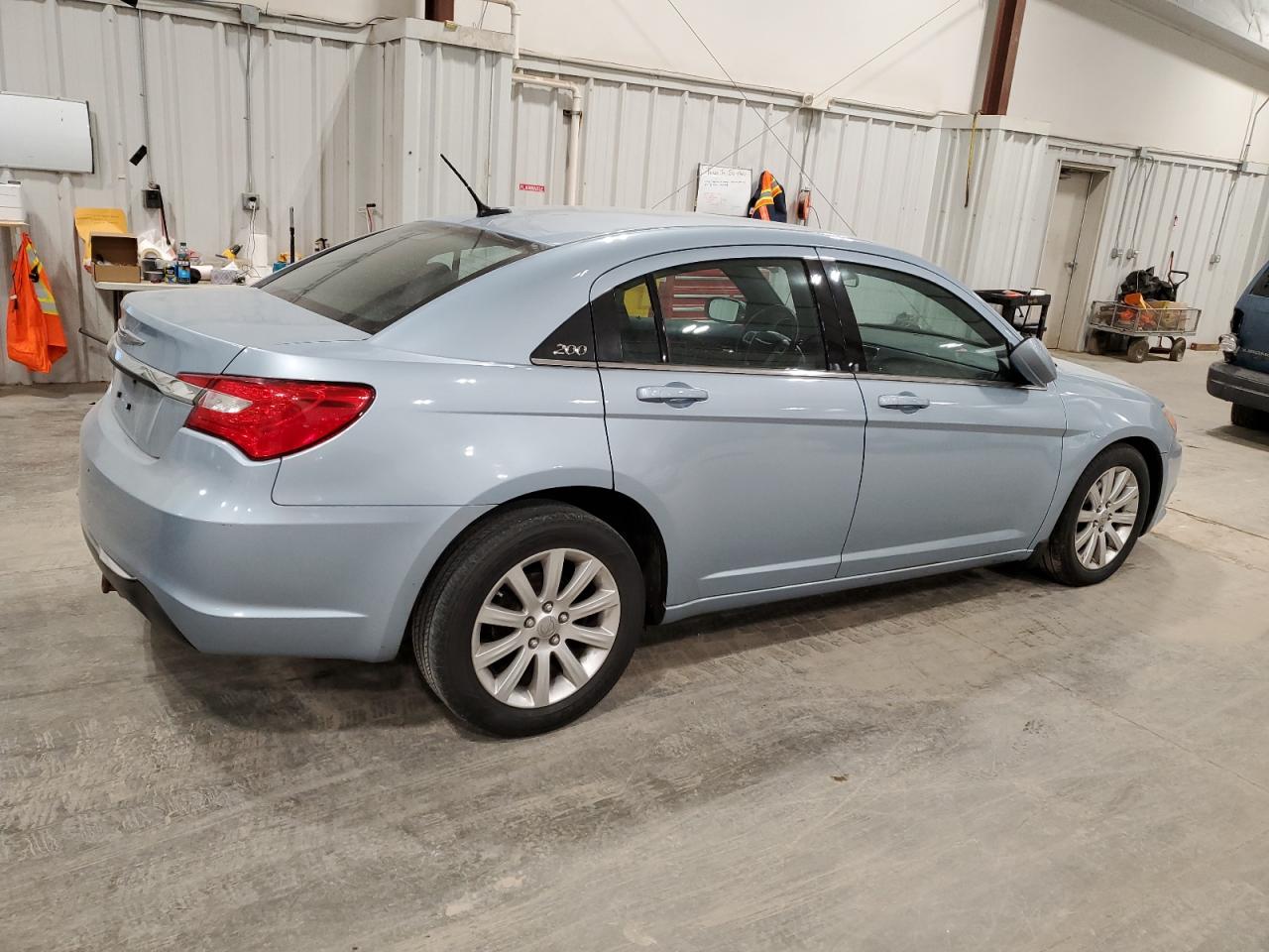 2012 Chrysler 200 - Image 3