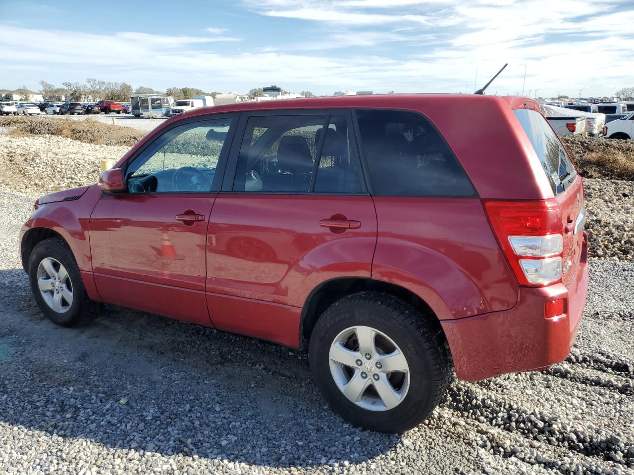 2012 Suzuki Grand Vitara - Image 2