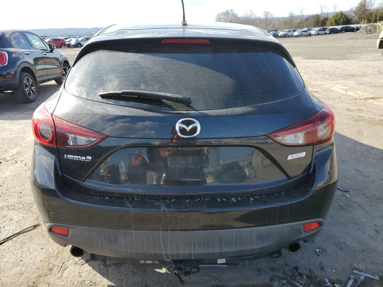 2015 Mazda 3 - Image 6