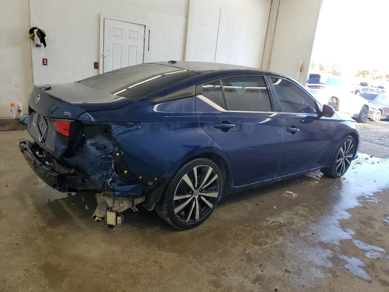 2021 Nissan Altima - Image 3