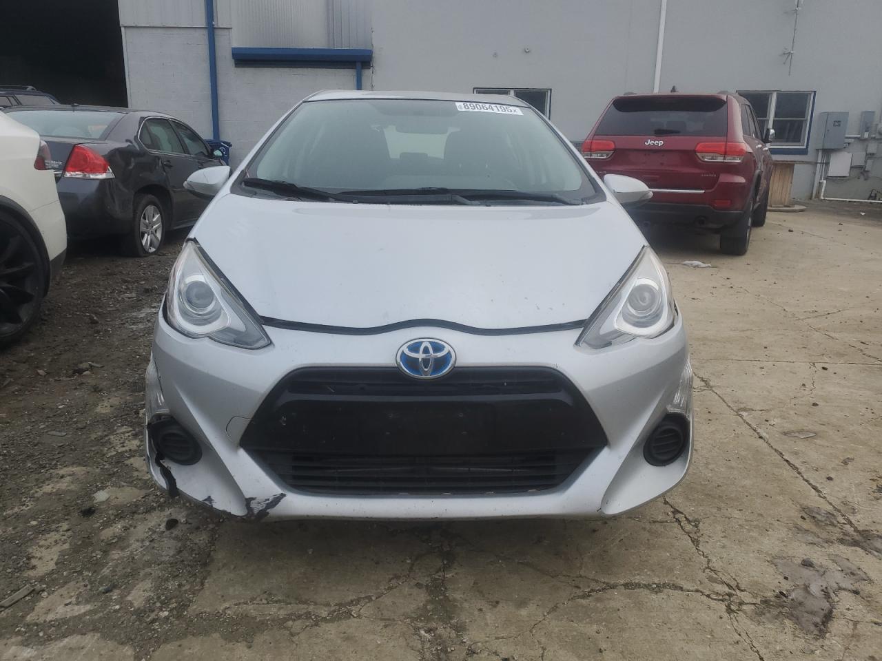 2015 Toyota Prius - Image 5