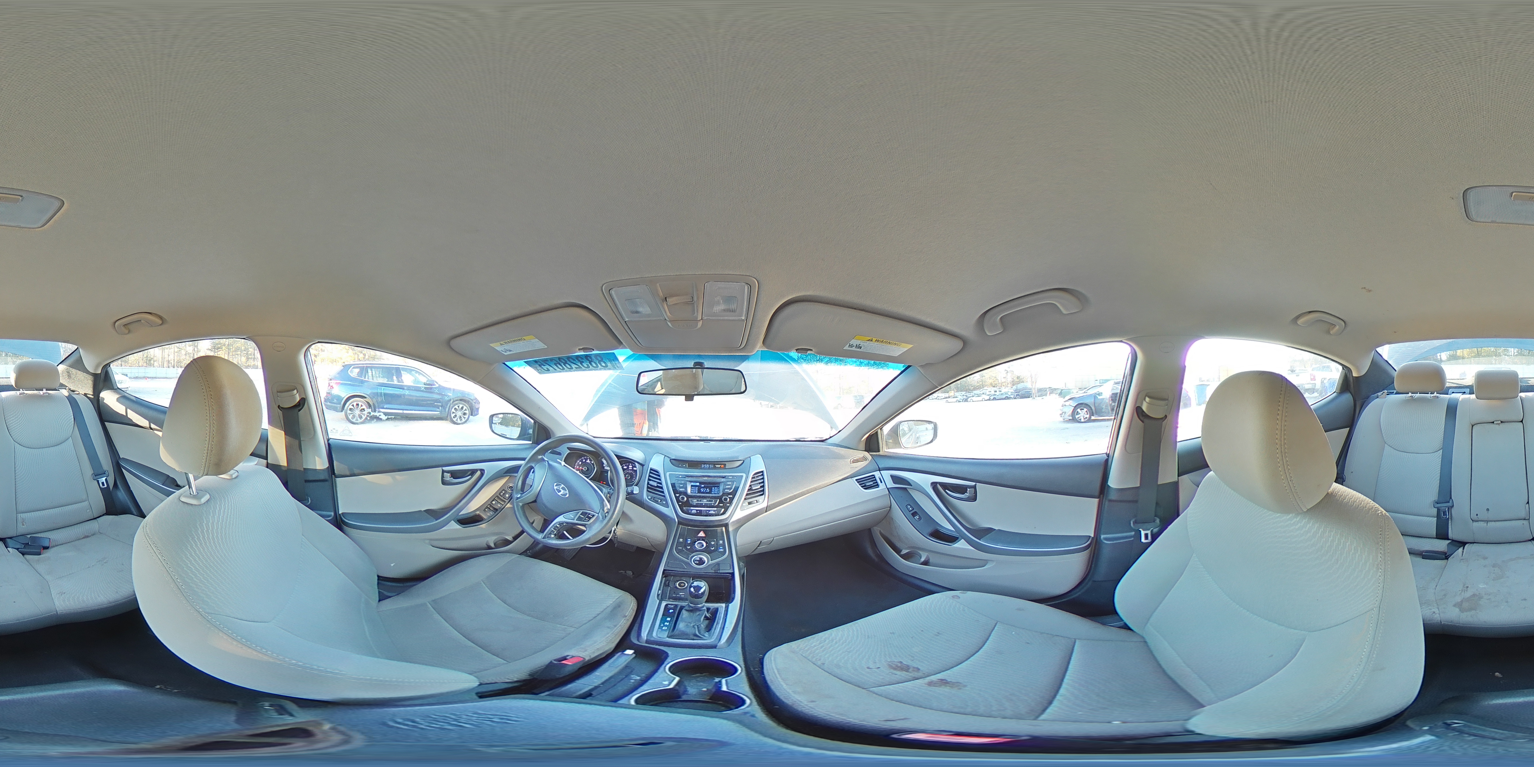 2015 Hyundai Elantra - Image 13