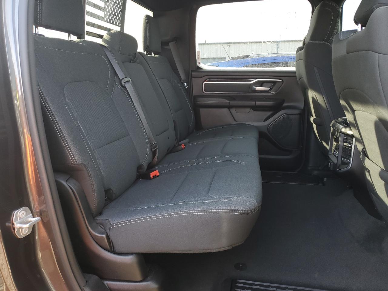 2022 RAM 1500 - Image 10