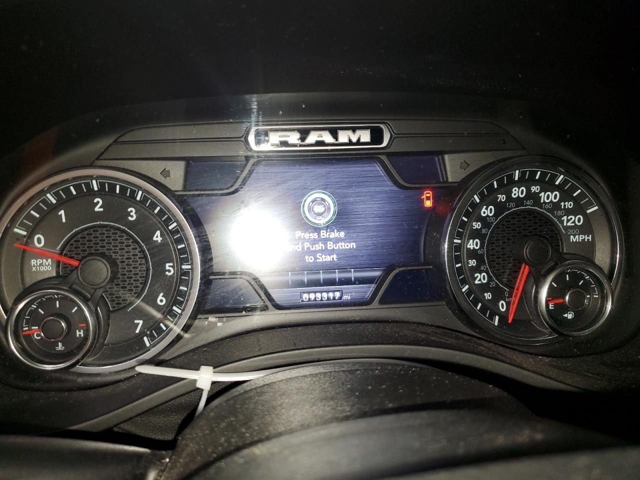 2021 RAM 1500 - Image 9