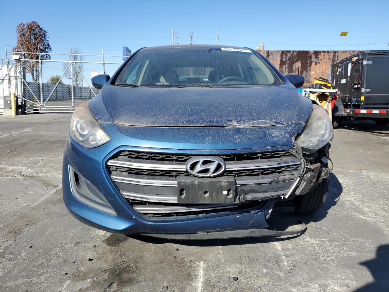2016 Hyundai Elantra - Image 5