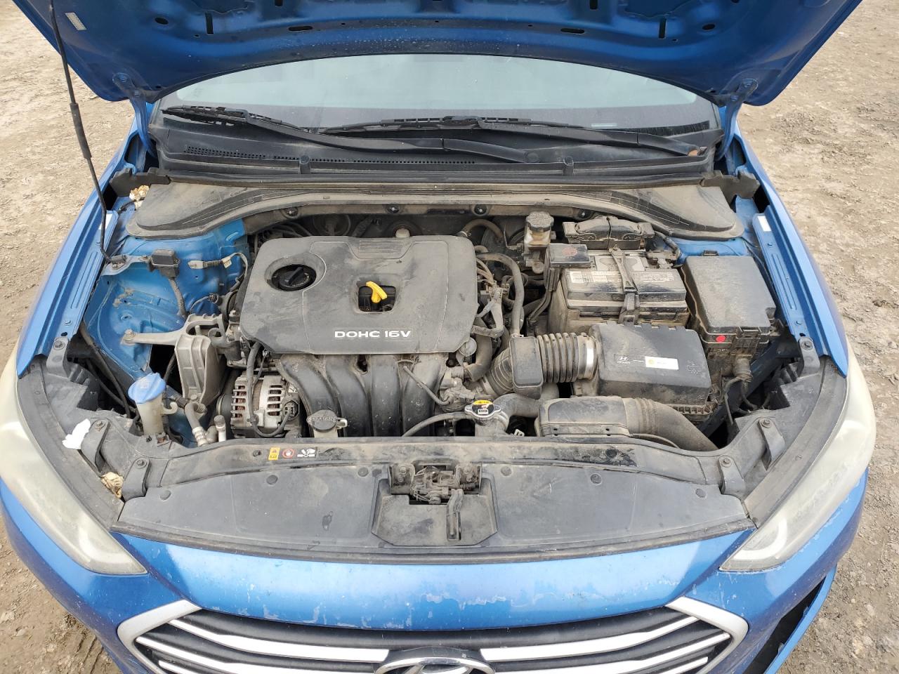 2017 Hyundai Elantra - Image 12
