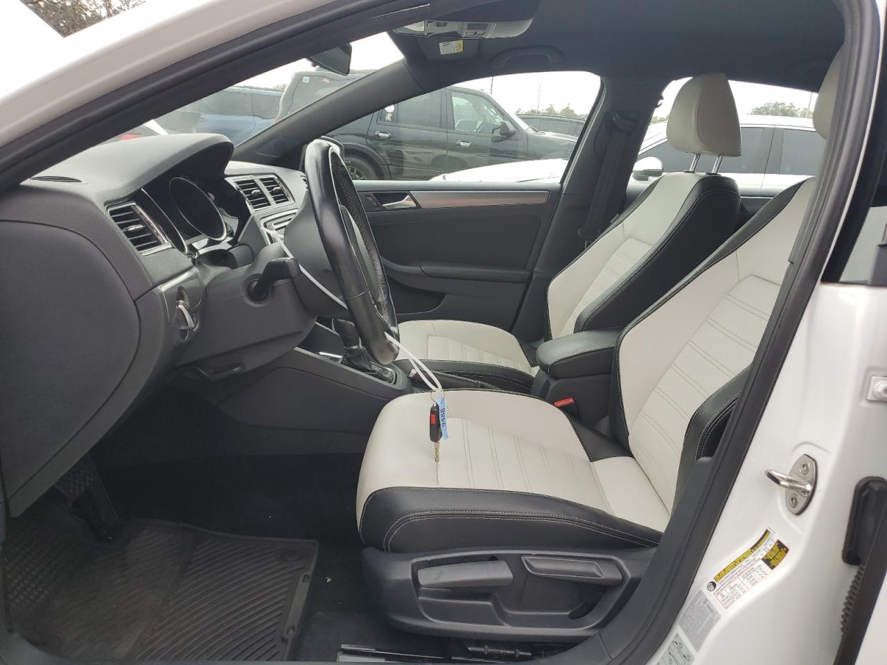 2016 Volkswagen Jetta - Image 7