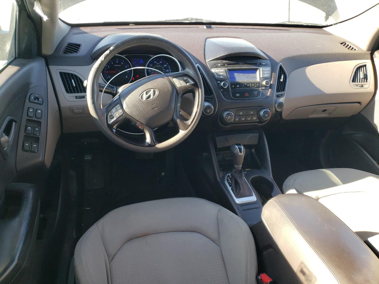 2014 Hyundai Tucson - Image 8