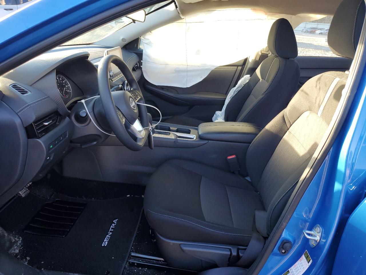 2024 Nissan Sentra - Image 7