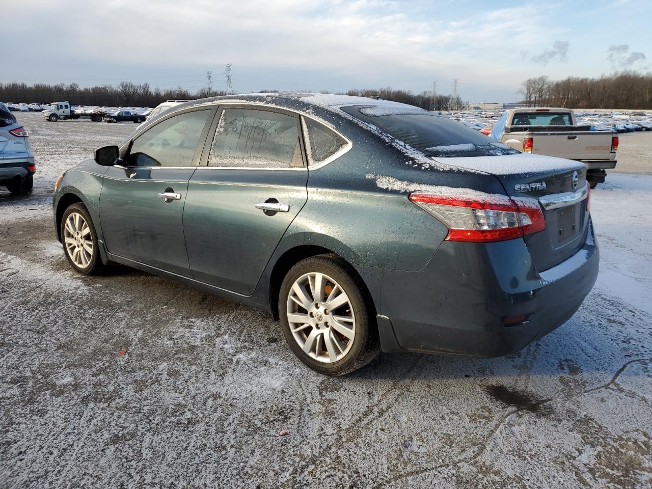 2015 Nissan Sentra - Image 2