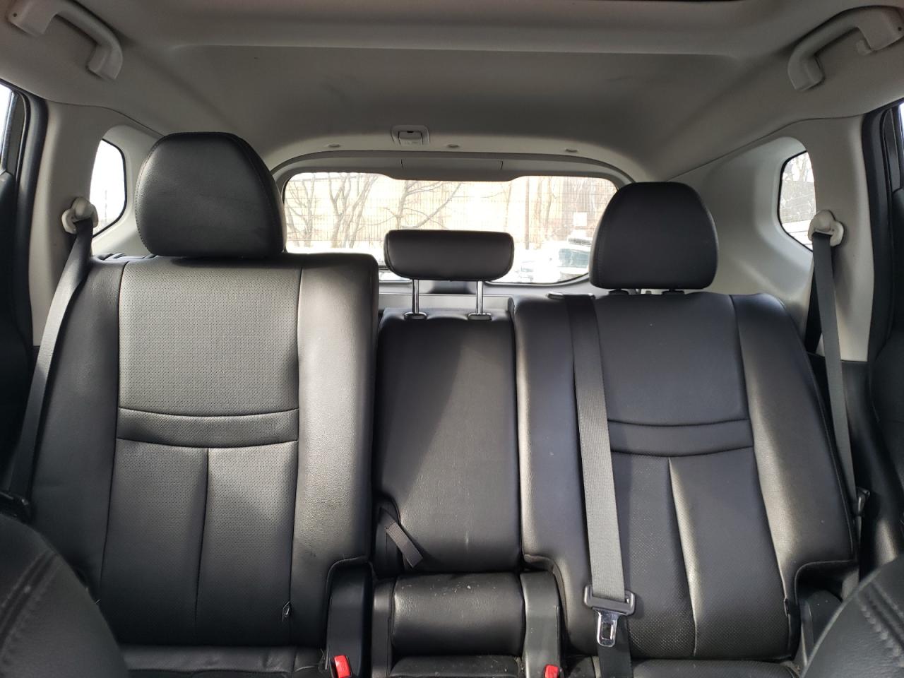 2016 Nissan Rogue - Image 10