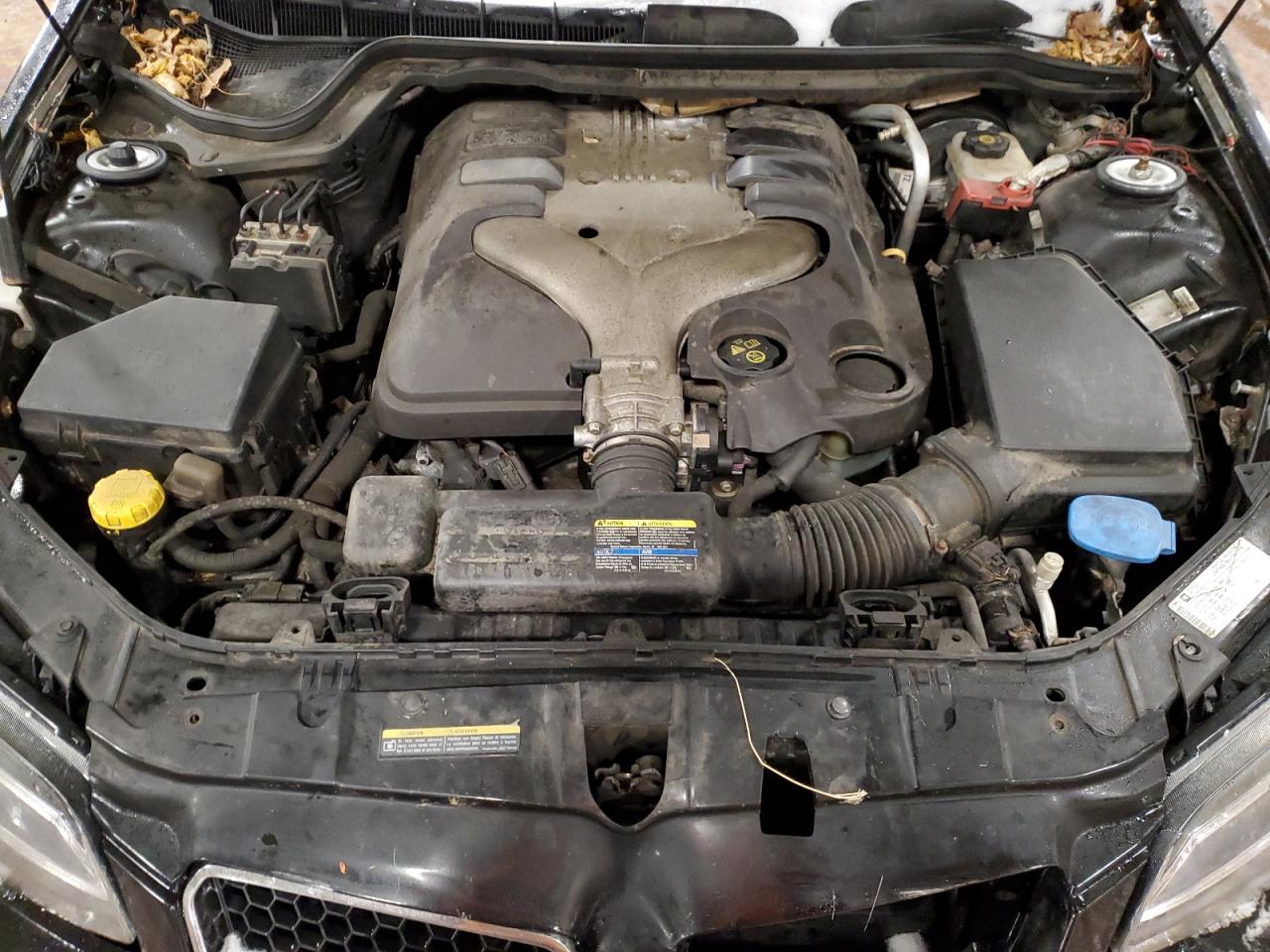 2009 Pontiac G8 - Image 11