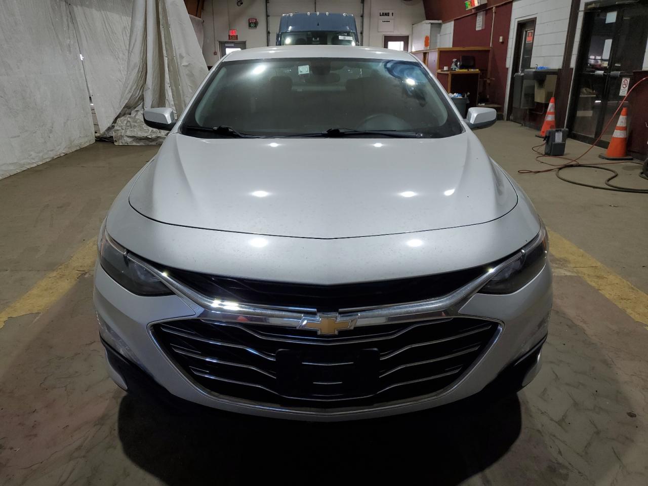2022 Chevrolet Malibu - Image 5