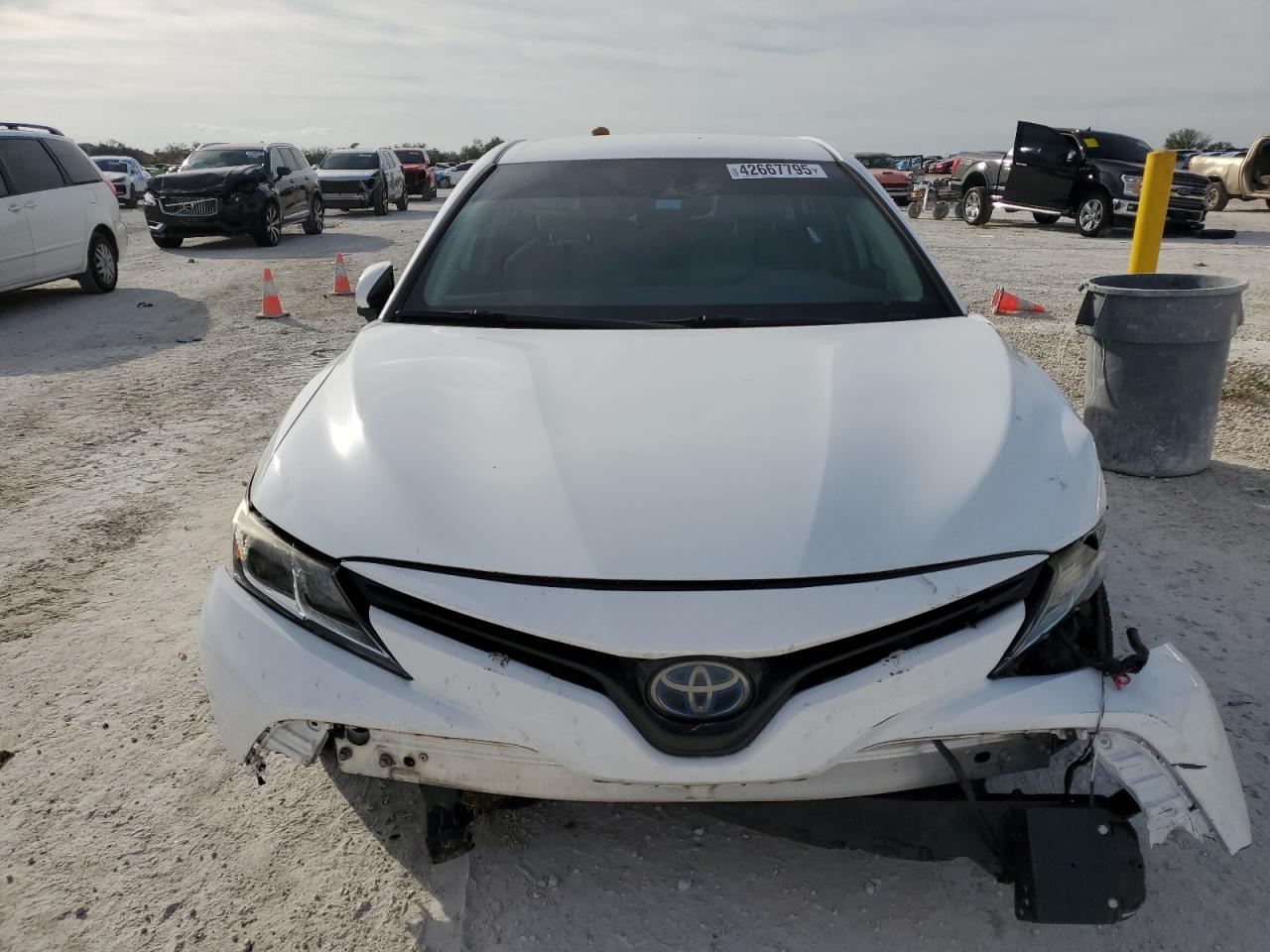 2020 Toyota Camry - Image 5