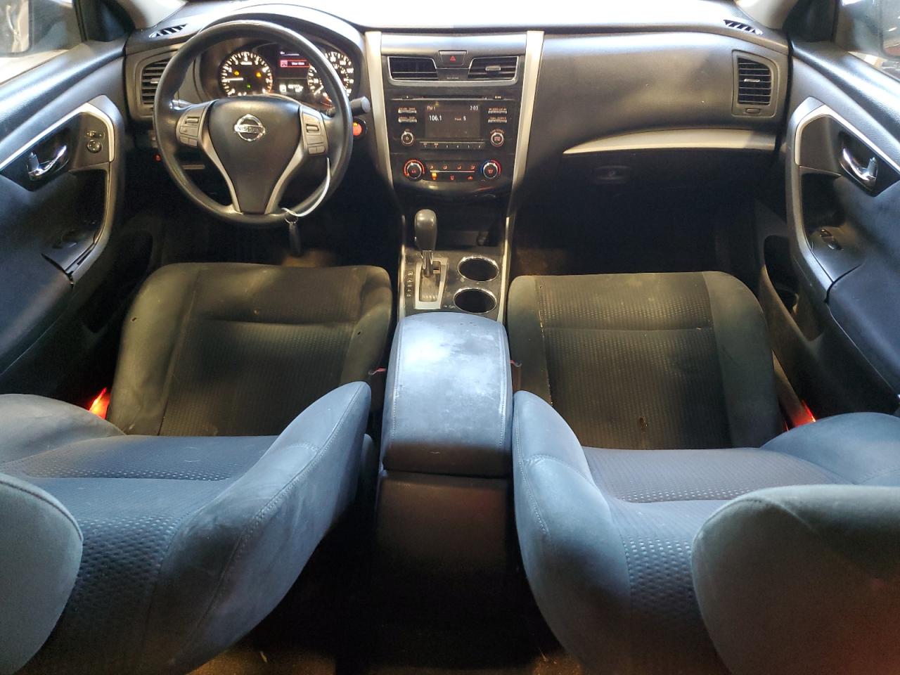 2015 Nissan Altima - Image 8