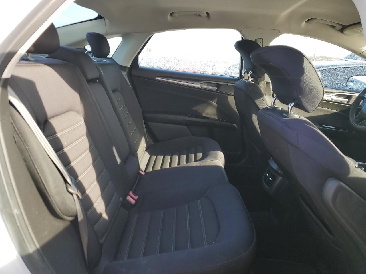 2015 Ford Fusion - Image 10