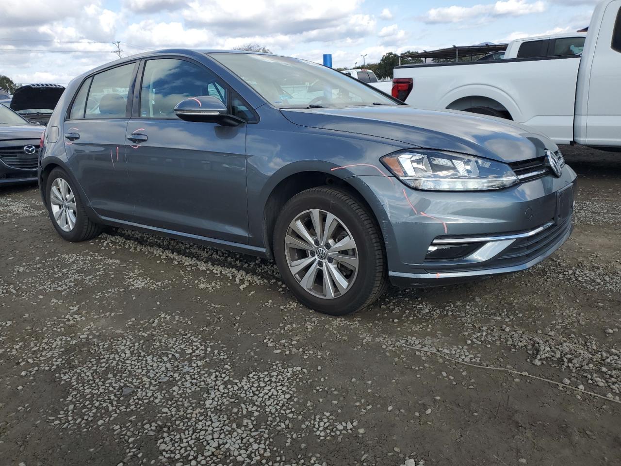 2018 Volkswagen Golf - Image 4