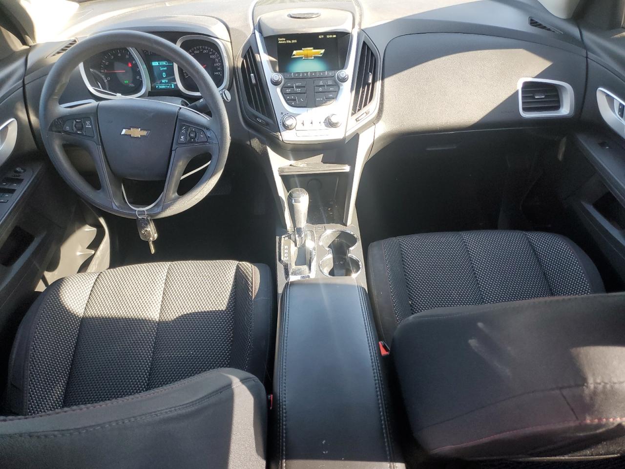 2017 Chevrolet Equinox - Image 8