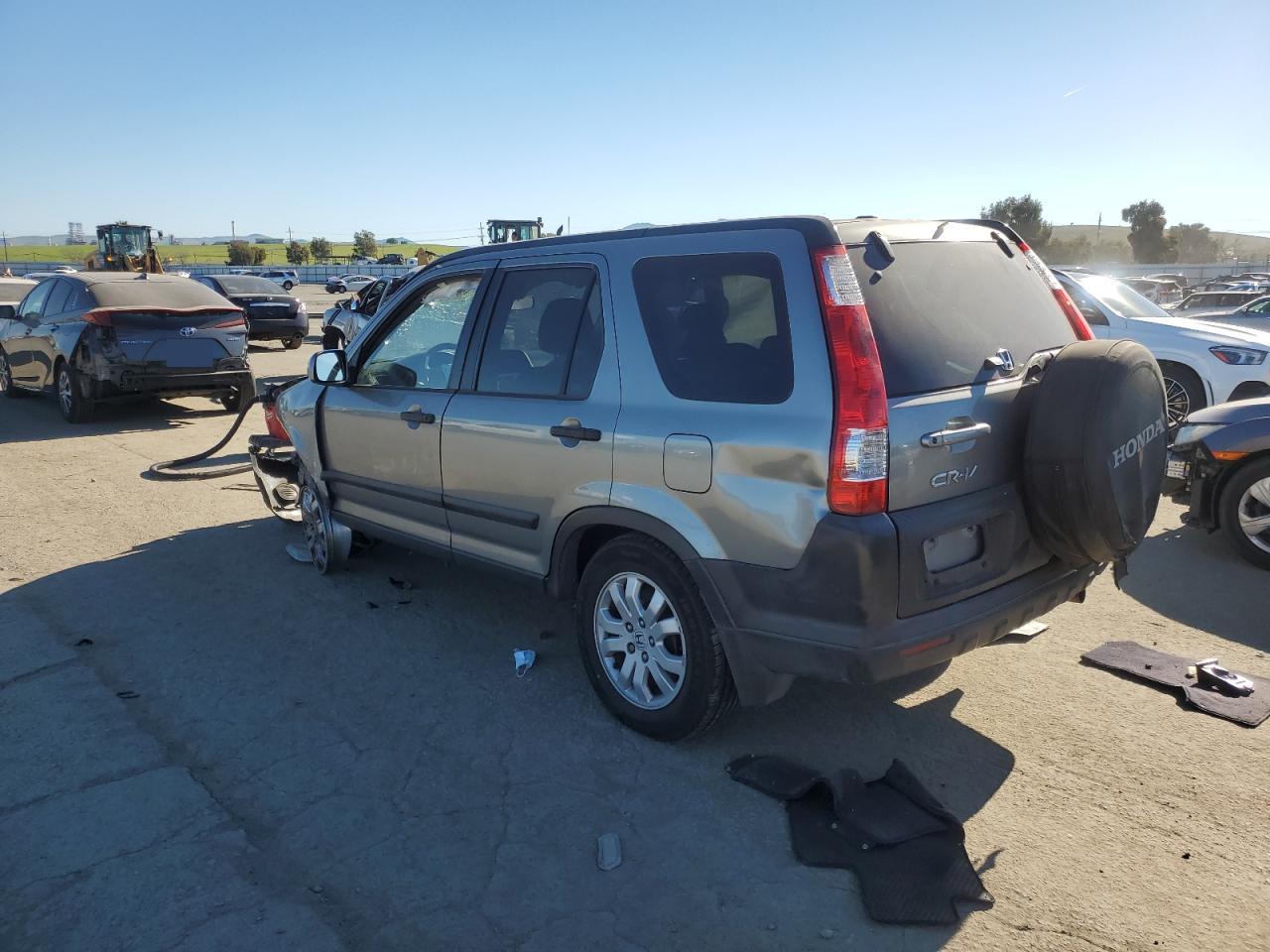 2006 Honda CR-V - Image 2